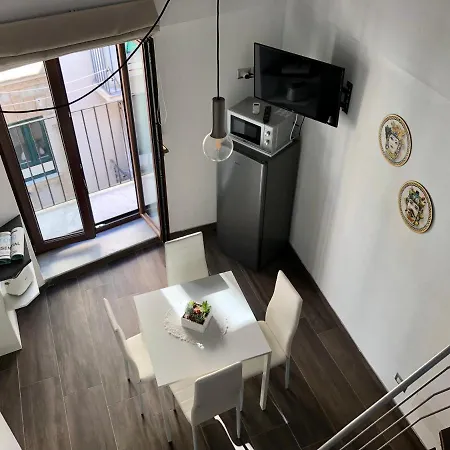 Moon House Apartment Cefalu